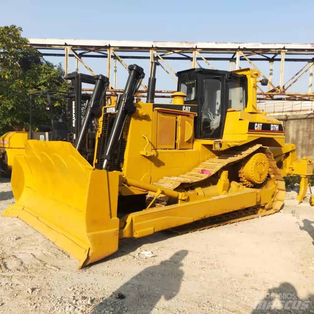 CAT D7H Buldožerji goseničarji