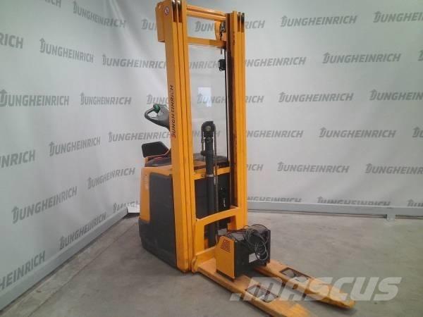 Jungheinrich ERC 214 Samopogonski ročni viličarji