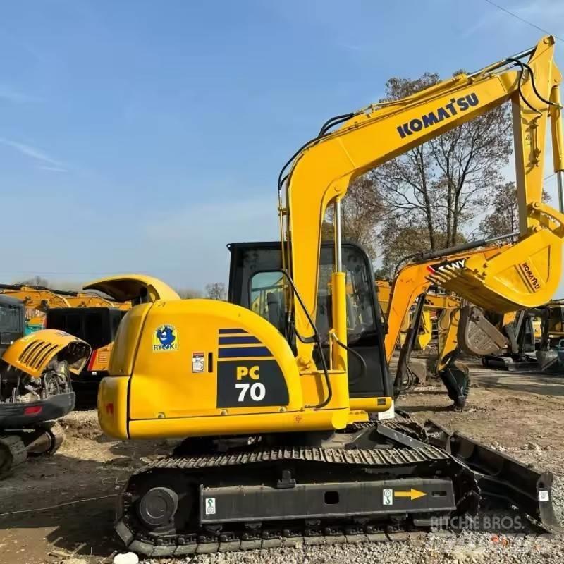 Komatsu PC 70 Bagri goseničarji
