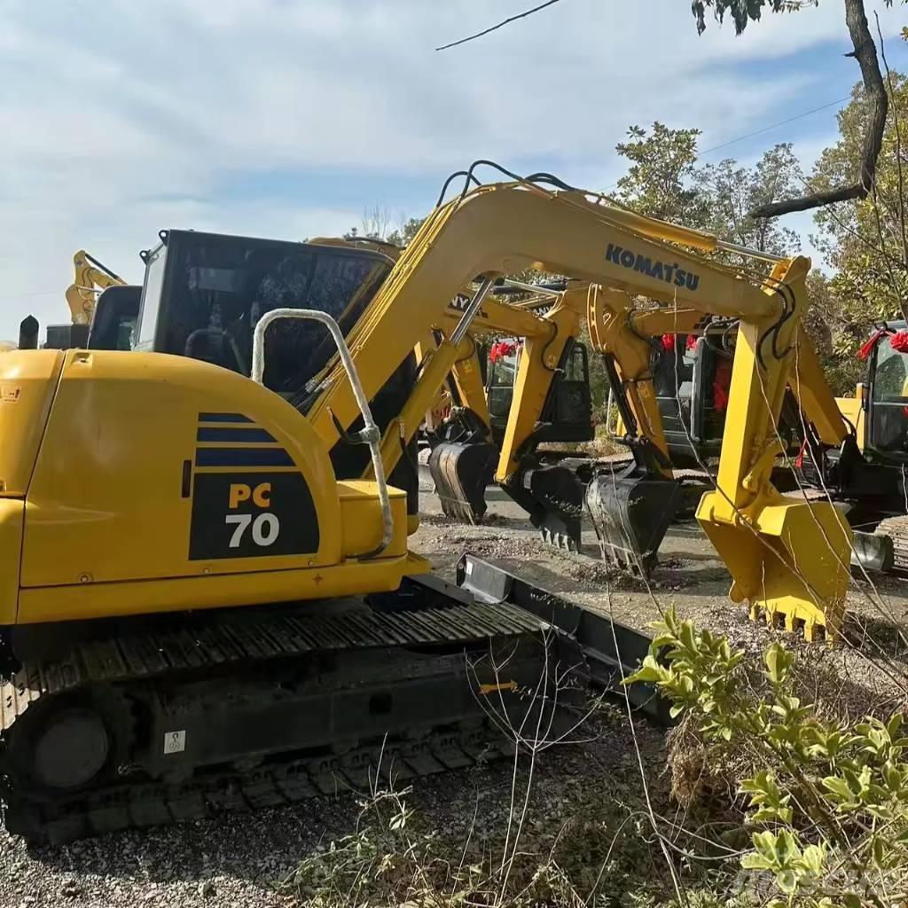 Komatsu PC 70 Bagri goseničarji