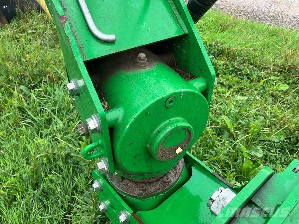 John Deere 1365 Priključne in vlečne kosilnice