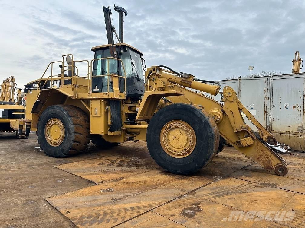 CAT 988 G Kolesni nakladalci