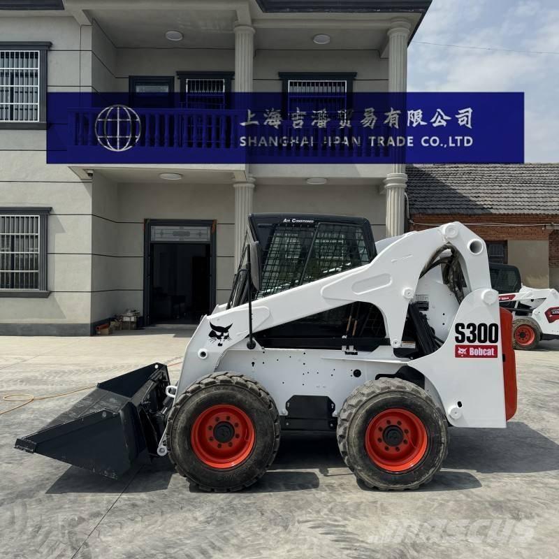Bobcat S 300 Skid steer mini nakladalci