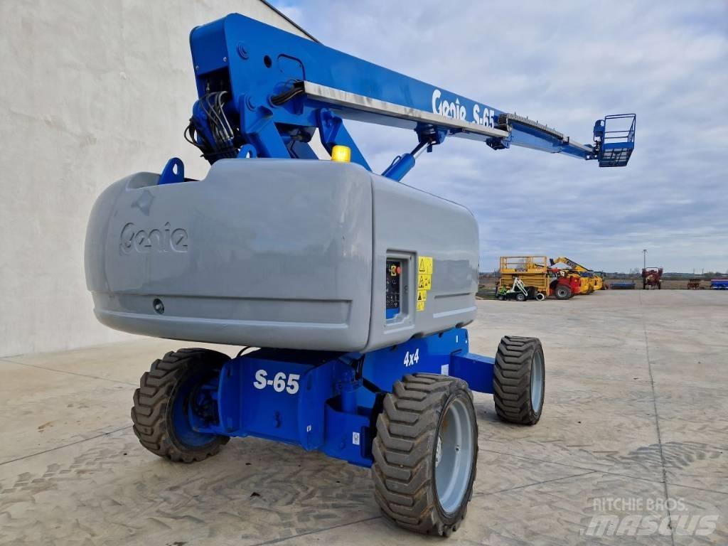 Genie S65   R319 Teleskopske dvižne ploščadi