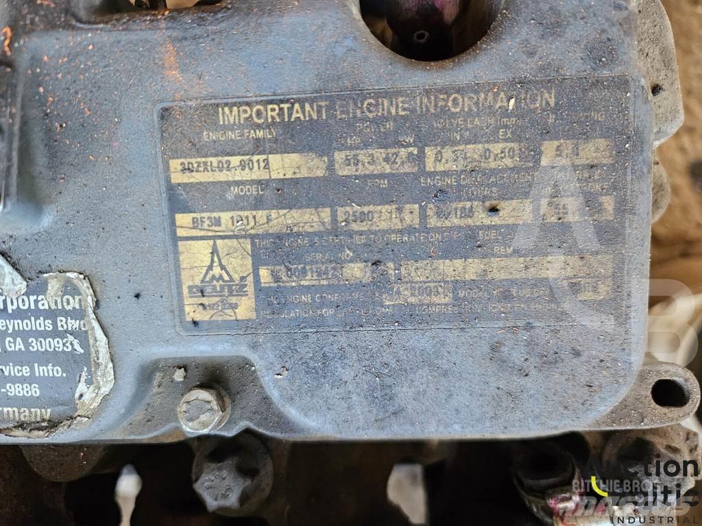 Gehl 4835 SXT Skid steer mini nakladalci