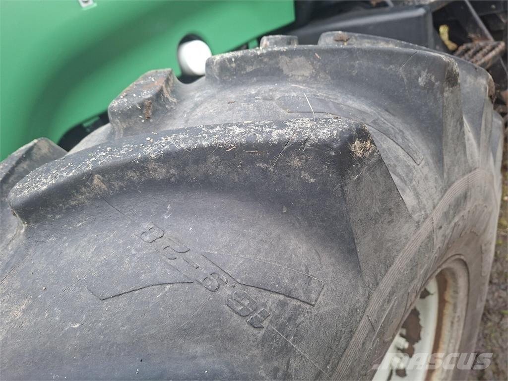 Valtra T190 7.4 Traktorji