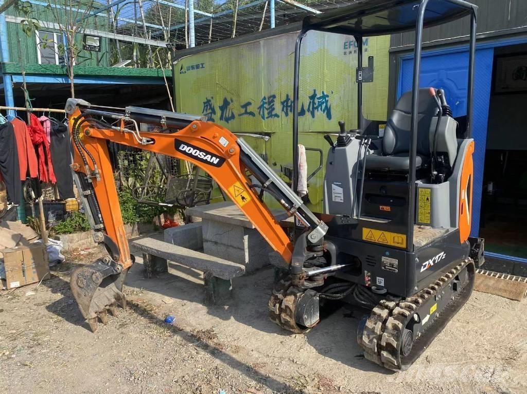 Doosan DX 17 Mini bagri <7t