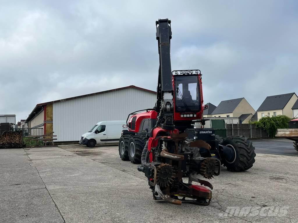 Komatsu 931 XC Harvesterji