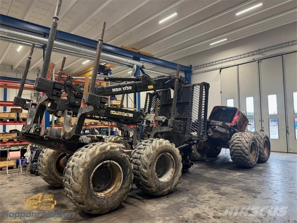 Komatsu 855 Forwarderji