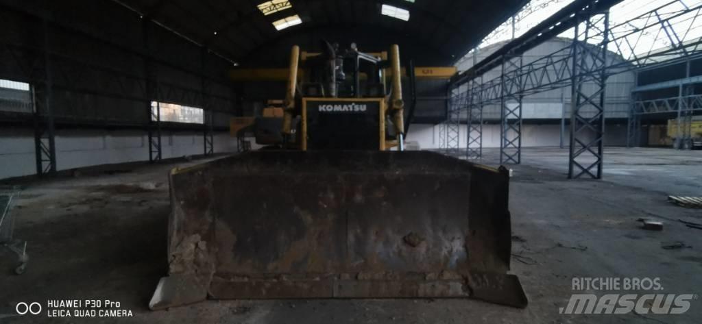 Komatsu DX 65 Buldožerji goseničarji