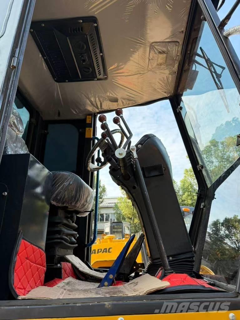 XCMG GR 1803 Grederji