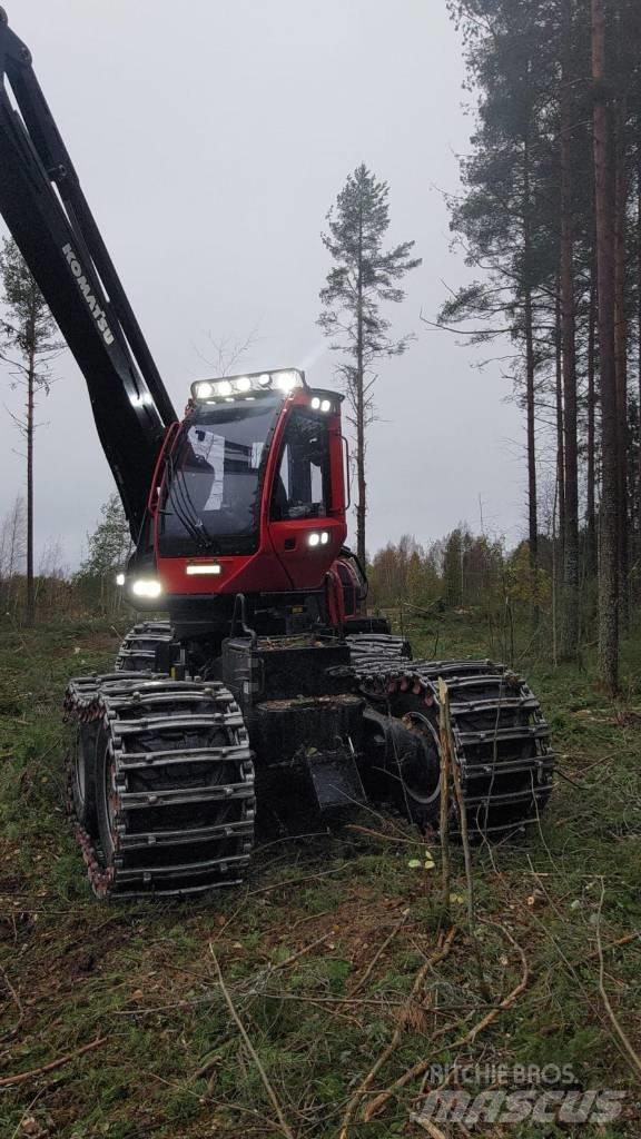 Komatsu 931 XC Harvesterji