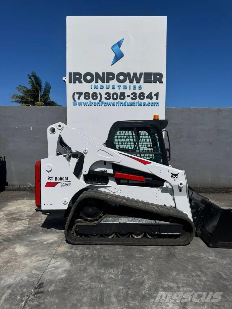 Bobcat T 740 Skid steer mini nakladalci