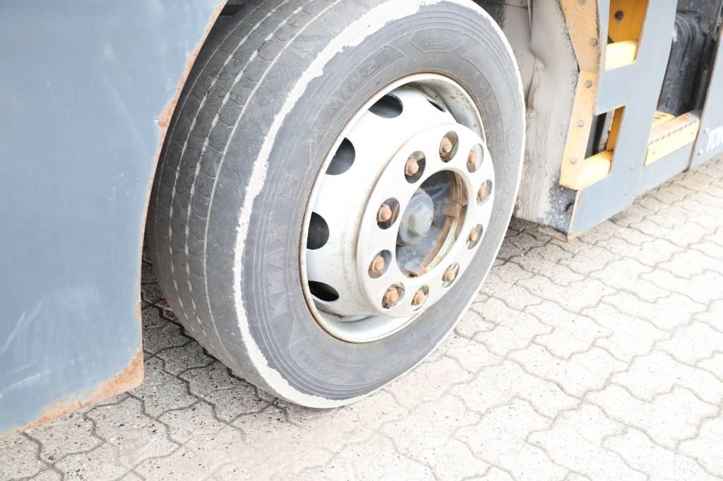 Kalmar T 2d Terminalni vlačilci