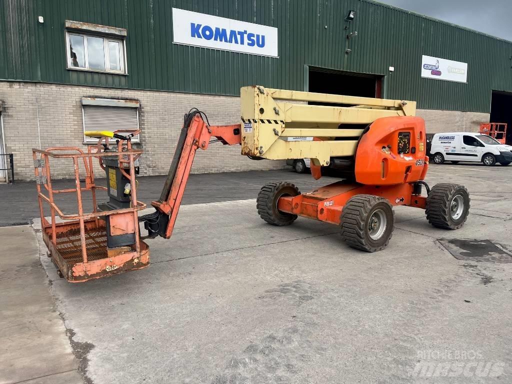 JLG 450 AJ Zglobne dvižne ploščadi