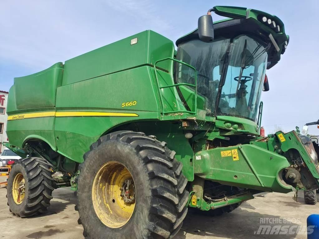 John Deere S660 Kombajni