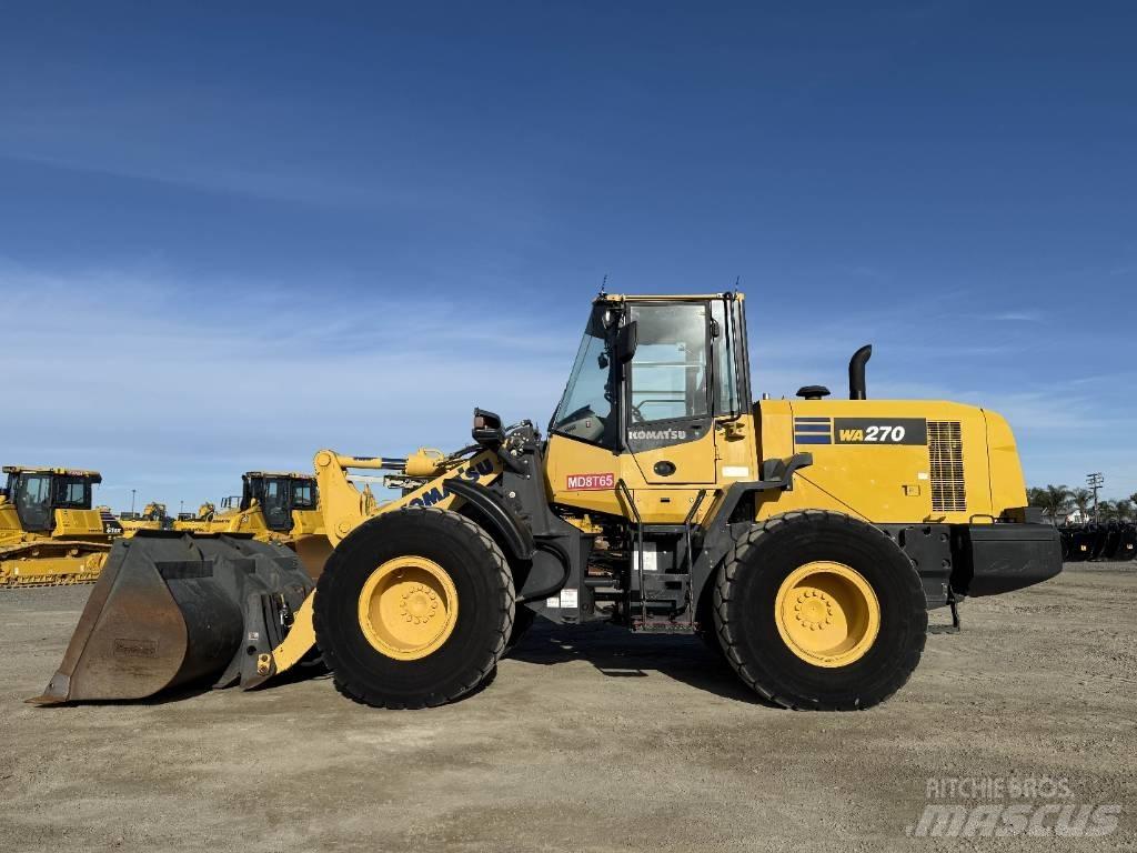 Komatsu WA 270-7 Kolesni nakladalci