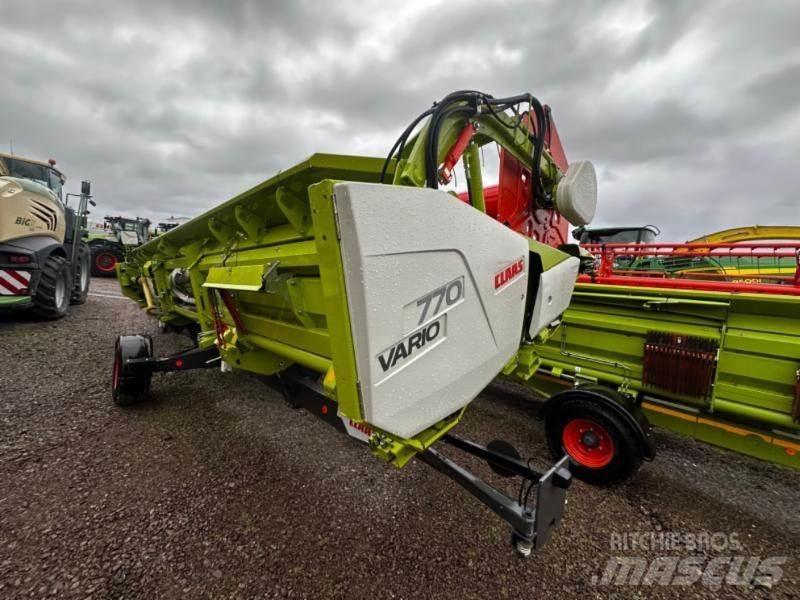 CLAAS LEXION 6700 Kombajni