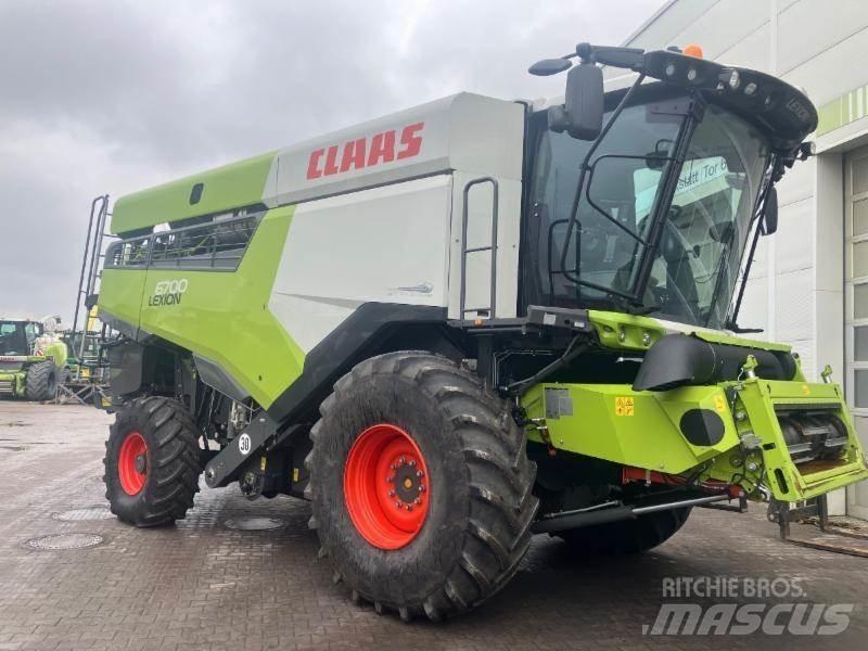 CLAAS LEXION 6700 Kombajni