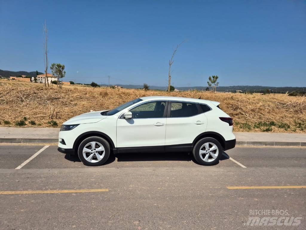 Nissan Qashqai Avtomobili
