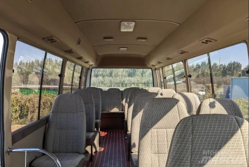 Toyota Coaster Bus Mini avtobusi