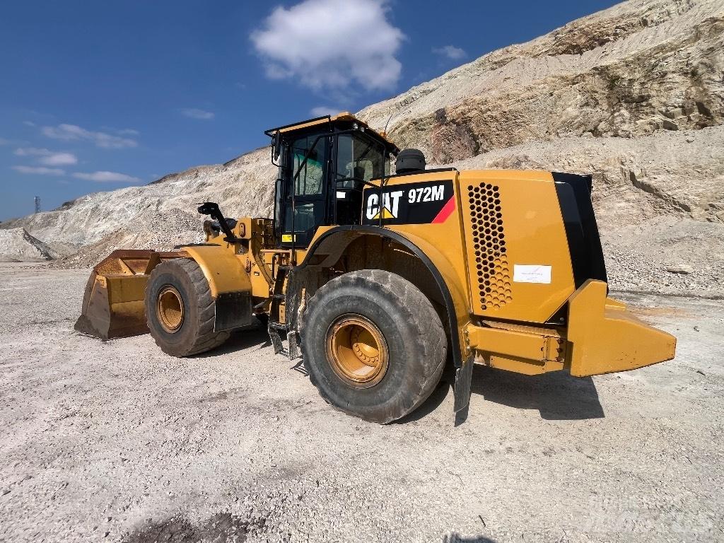CAT 972m Kolesni nakladalci