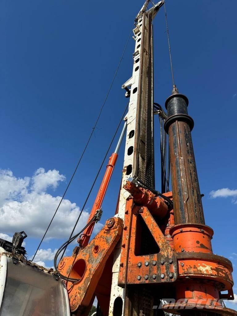 Tescar CF 6 Težki vrtalni stroji