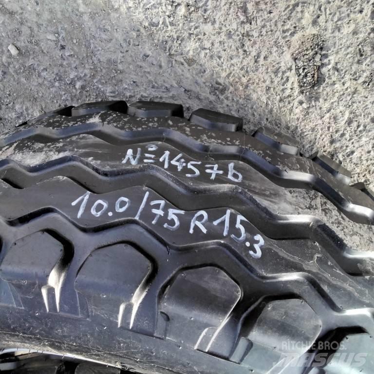 Advance 10.0/75R15.3 Gume, kolesa in platišča