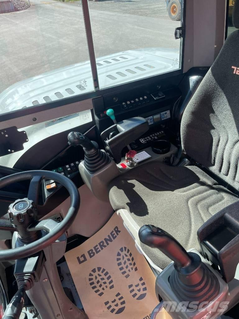Takeuchi TB 295 W Bagri na kolesih