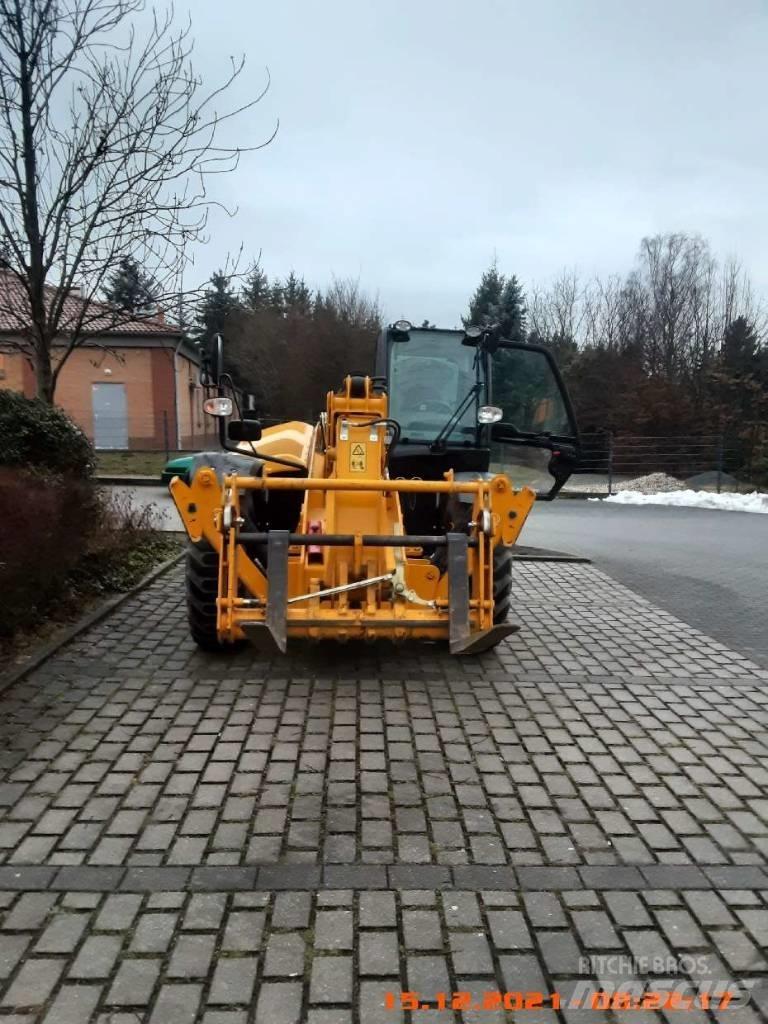 JCB 540-140 Teleskopski viličarji