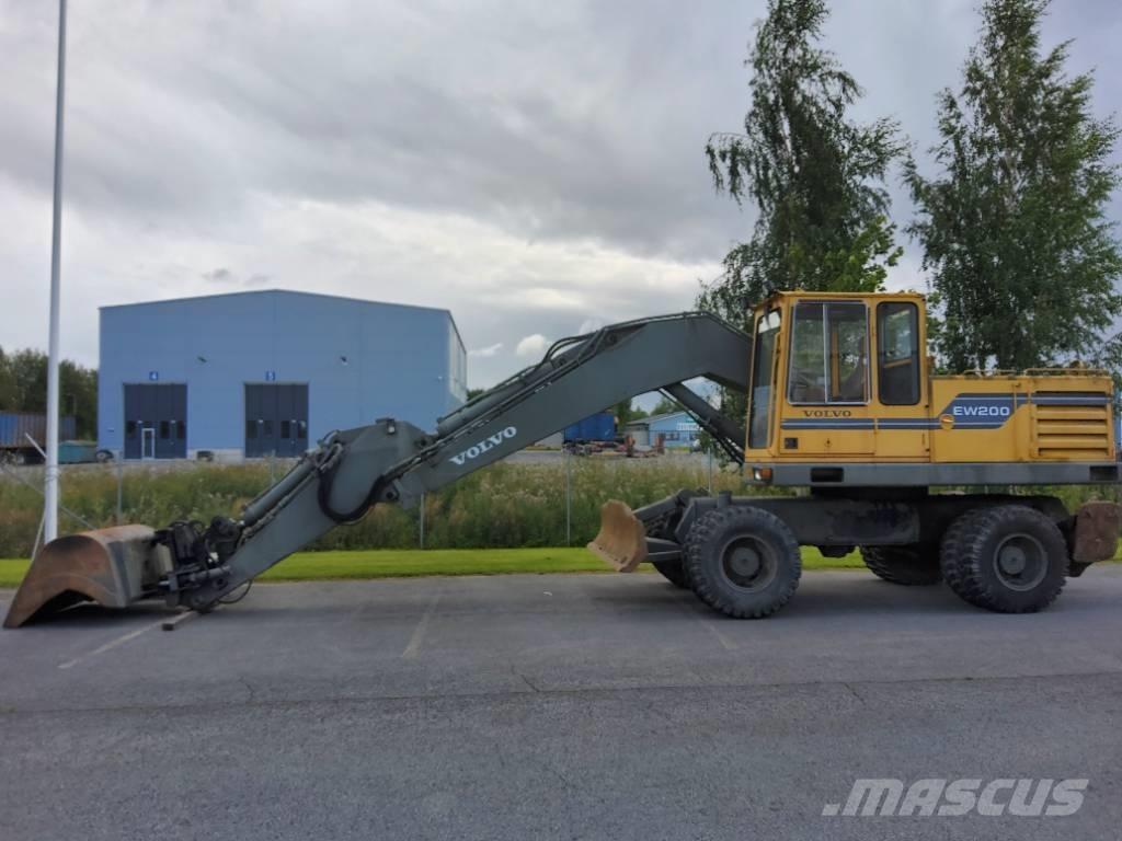 Volvo EW 200 Bagri na kolesih
