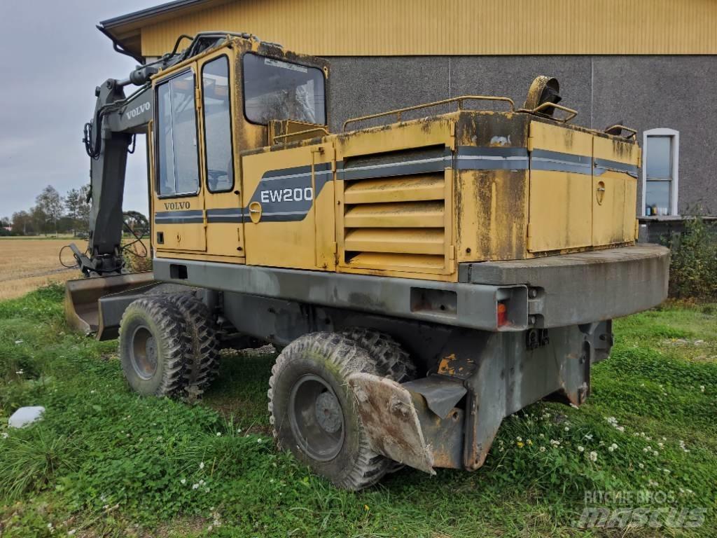 Volvo EW 200 Bagri na kolesih