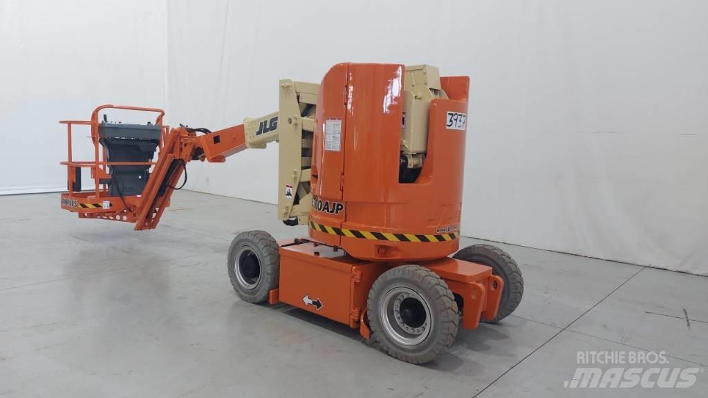 JLG E300AJP Zglobne dvižne ploščadi