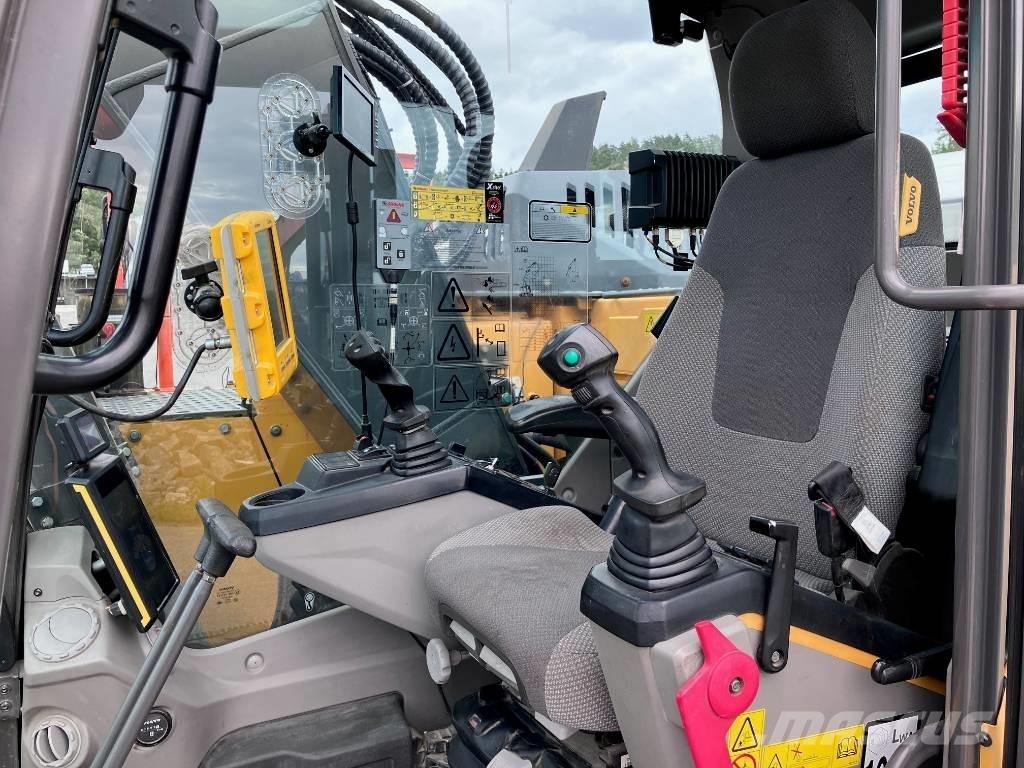 Volvo ECR 235 E Bagri goseničarji