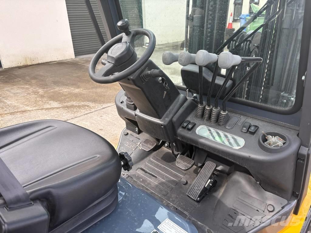 XCMG XCF35KT Dizelski viličarji