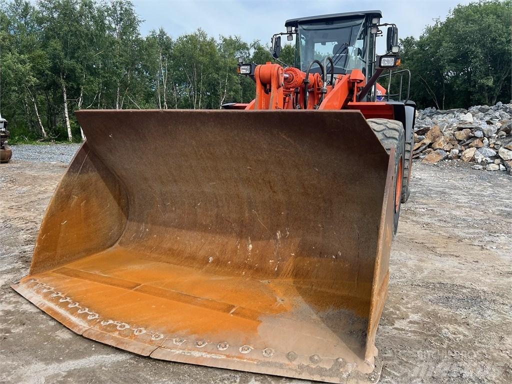 Hitachi ZW 310-6 Kolesni nakladalci