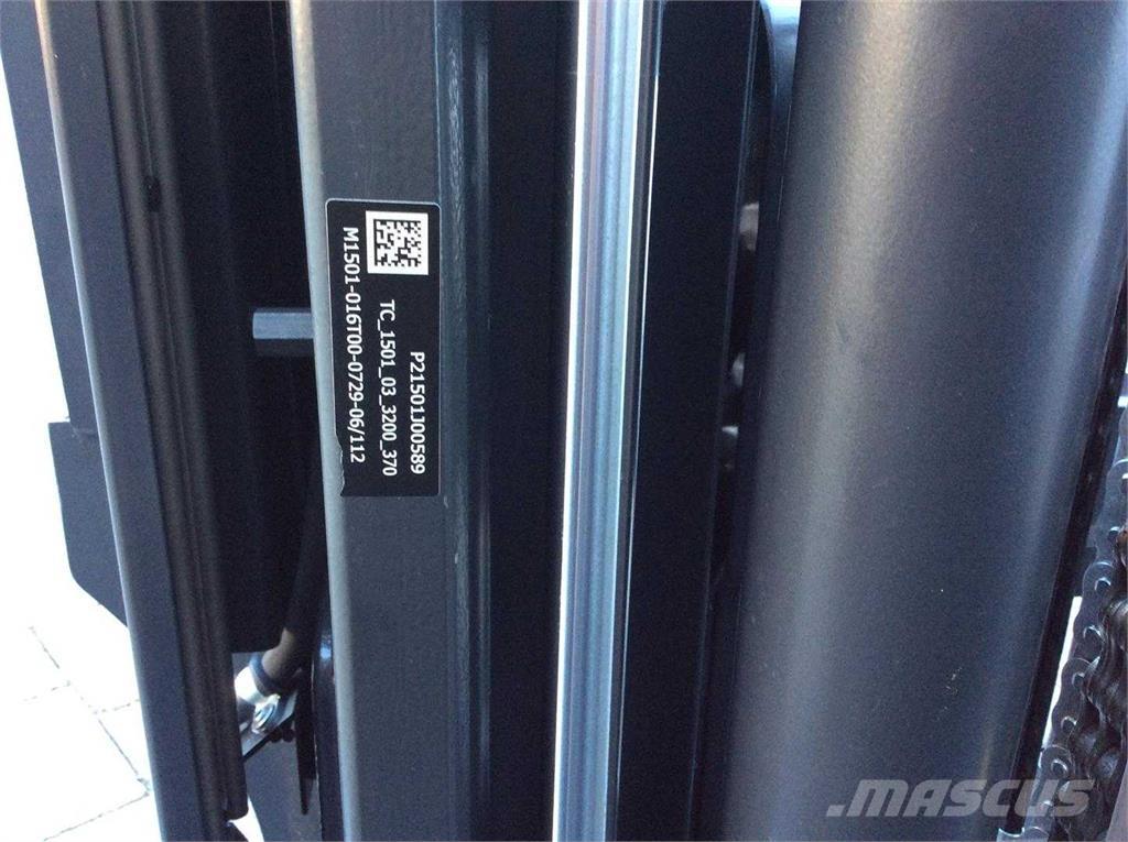 Linde R14 Viličarji s pomičnim teleskopom