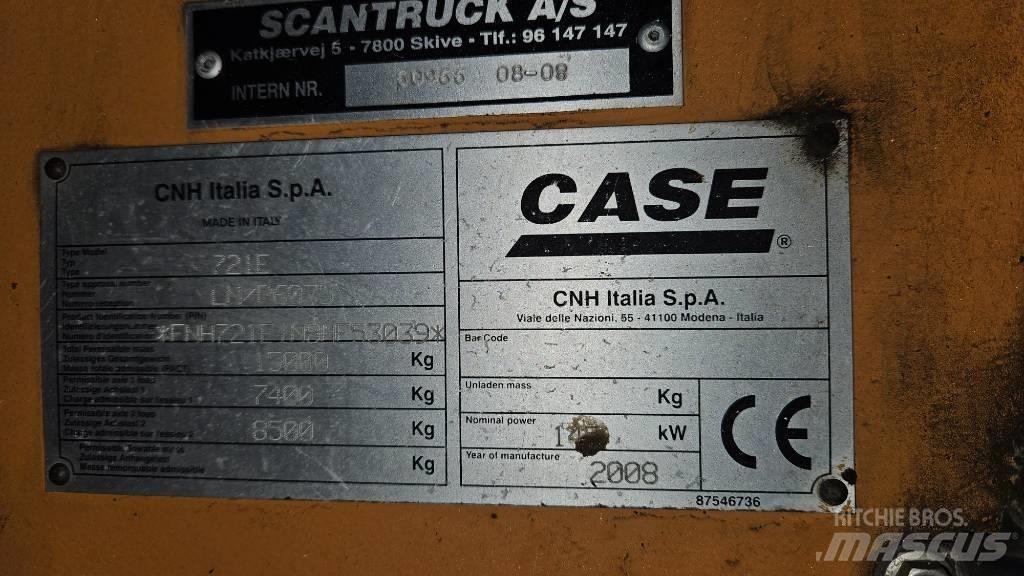 CASE 721 E Kolesni nakladalci