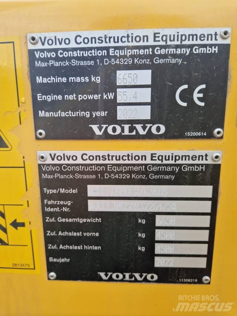 Volvo L 30 G Kolesni nakladalci