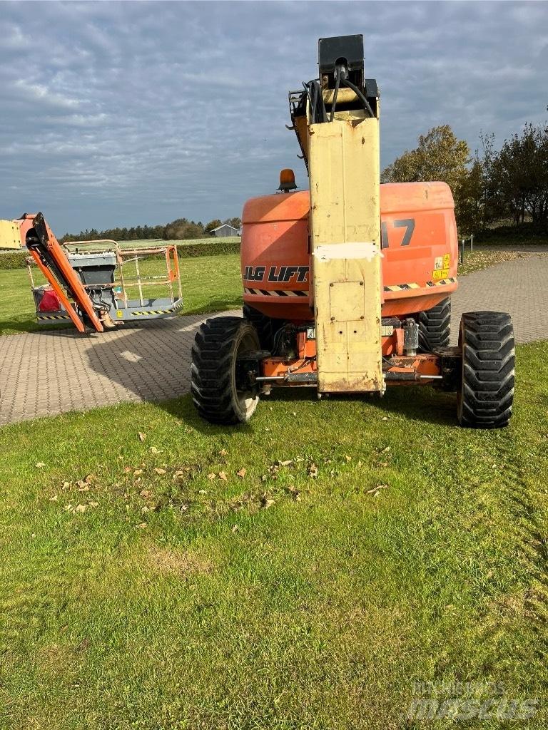 JLG 600 AJ Zglobne dvižne ploščadi