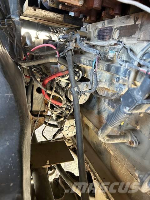 Komatsu 605-7 Togi demperi