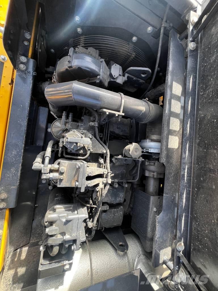 Komatsu PC 450-8 Bagri goseničarji