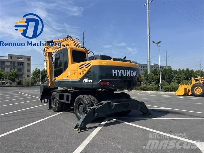 Hyundai R210W-9 Bagri na kolesih