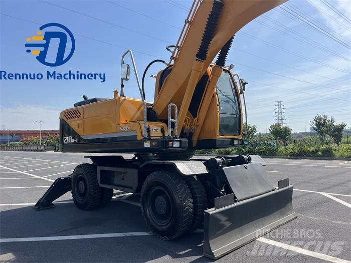 Hyundai R210W-9 Bagri na kolesih