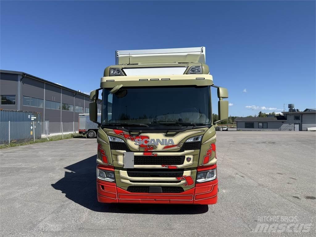 Scania P320 4X2 Tovornjaki zabojniki