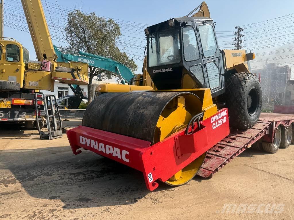 Dynapac CA 251 D Enojni valjarji