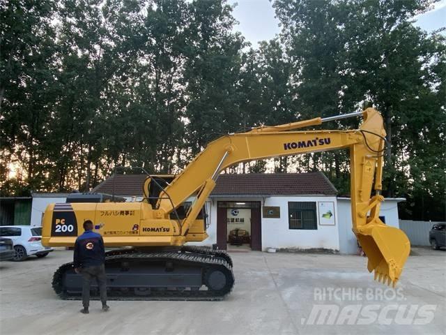 Komatsu PC200-8 Bagri goseničarji