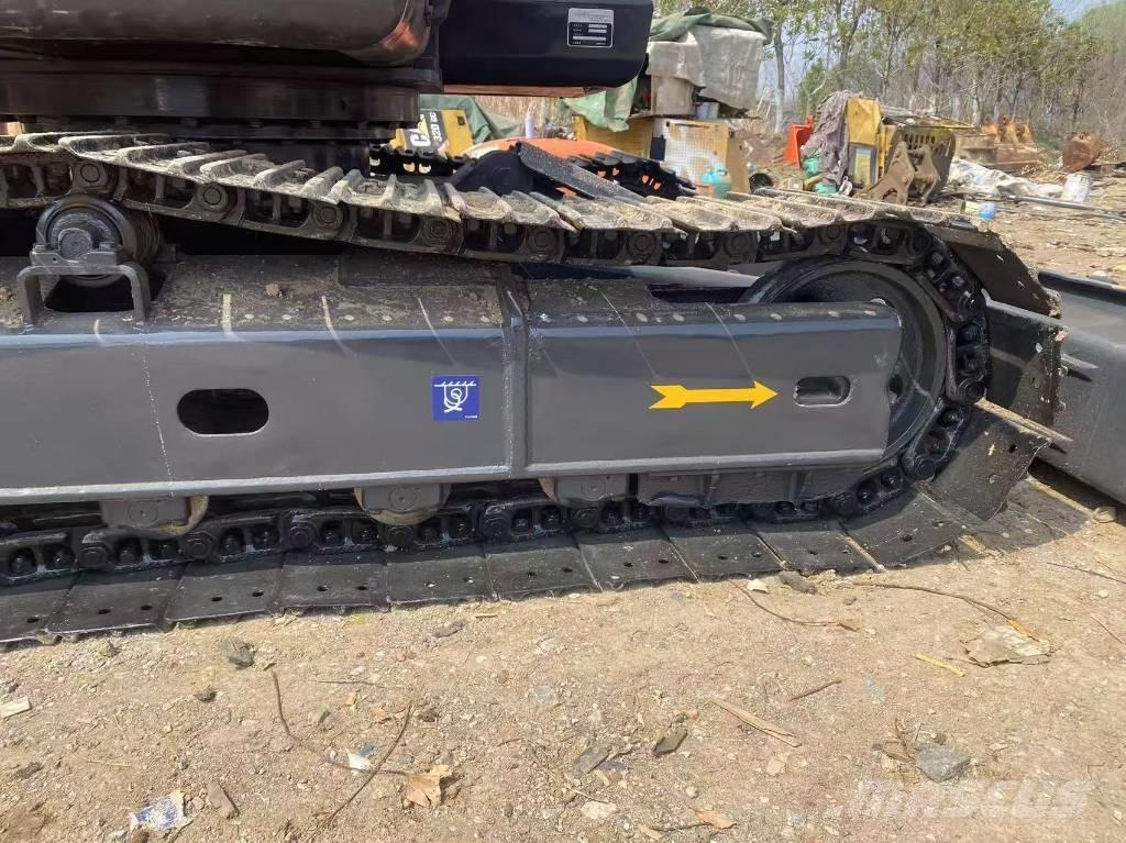 Doosan DX 75-9 C Midi bagri 7t – 12t