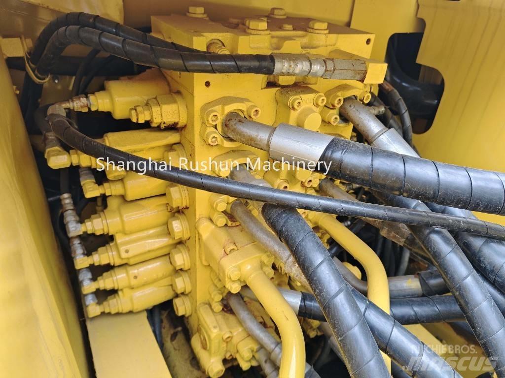 Komatsu PC210-8 Bagri goseničarji