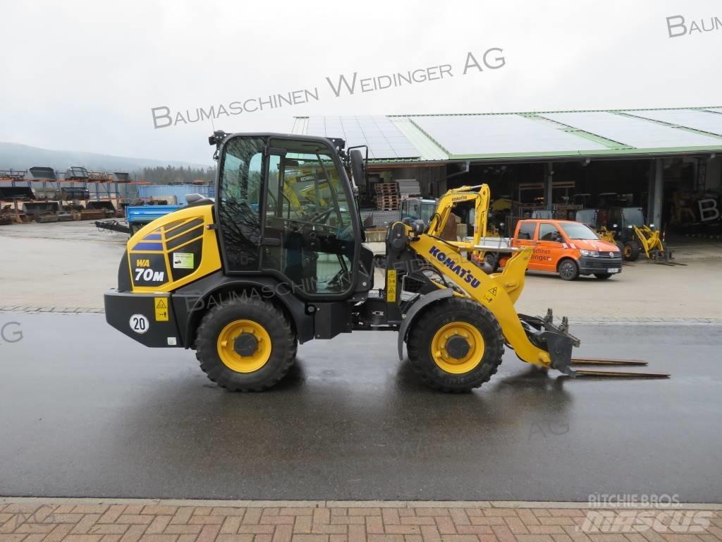 Komatsu WA 70M Kolesni nakladalci
